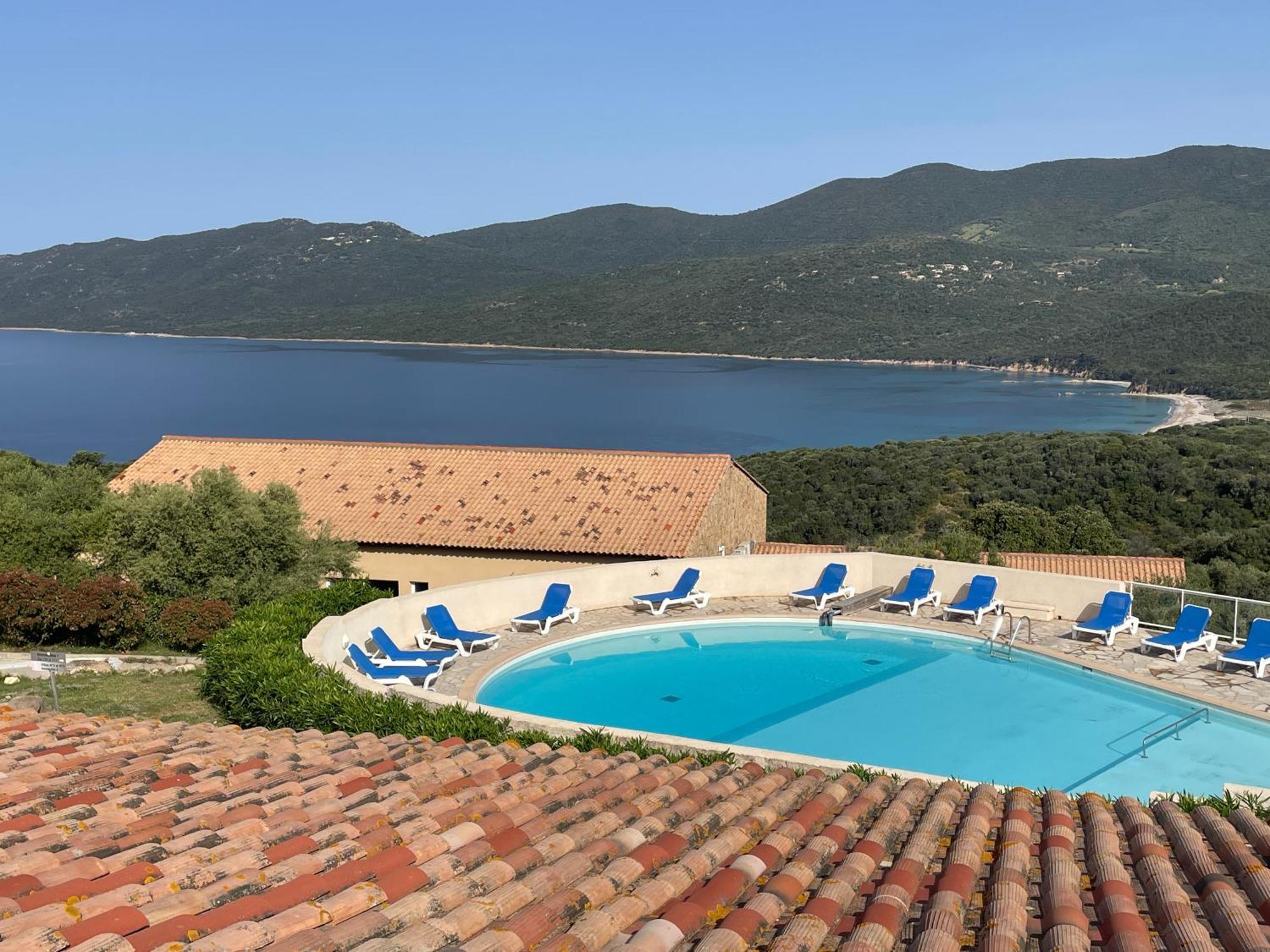 Alba Rossa Magnifique Vue Mer, Piscine , Clim *
